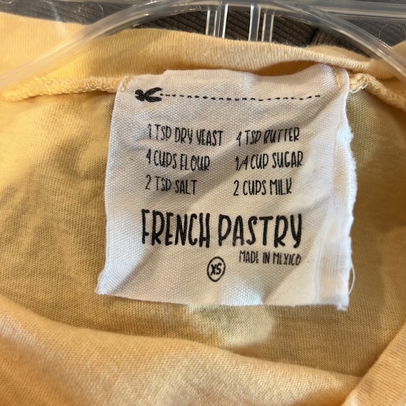 FRENCH PASTRY hello long sleeved crop top! - Picture 8 of 8